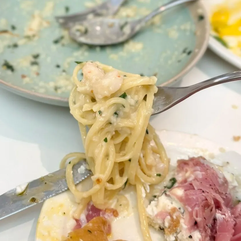 A bite of bottarga aglio olio