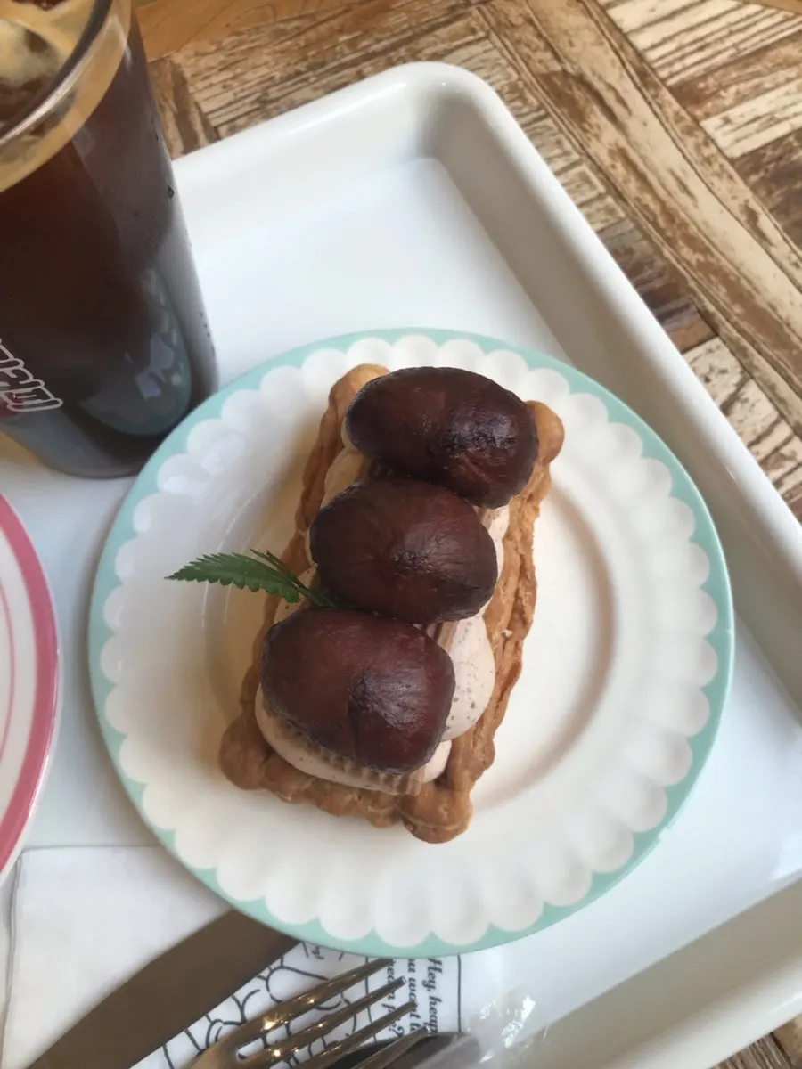 몽블랑 밤 크림파이 클로즈업