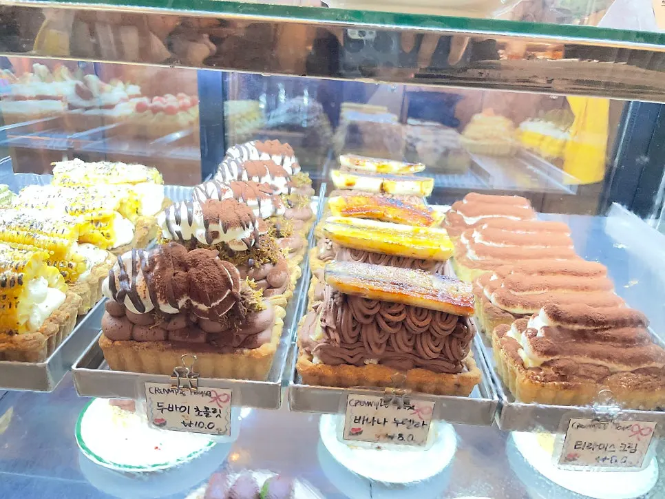 Close-up view of Hippy's dessert showcase