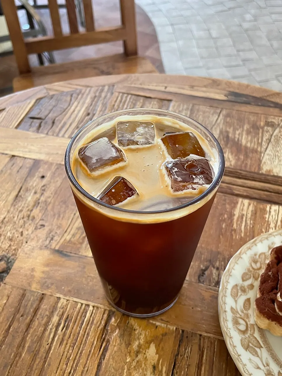 Decaf iced americano at Hippy