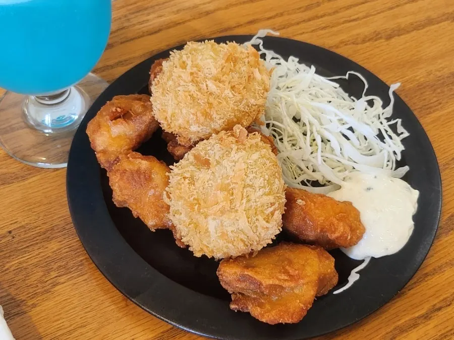 Special curry topped with cheese