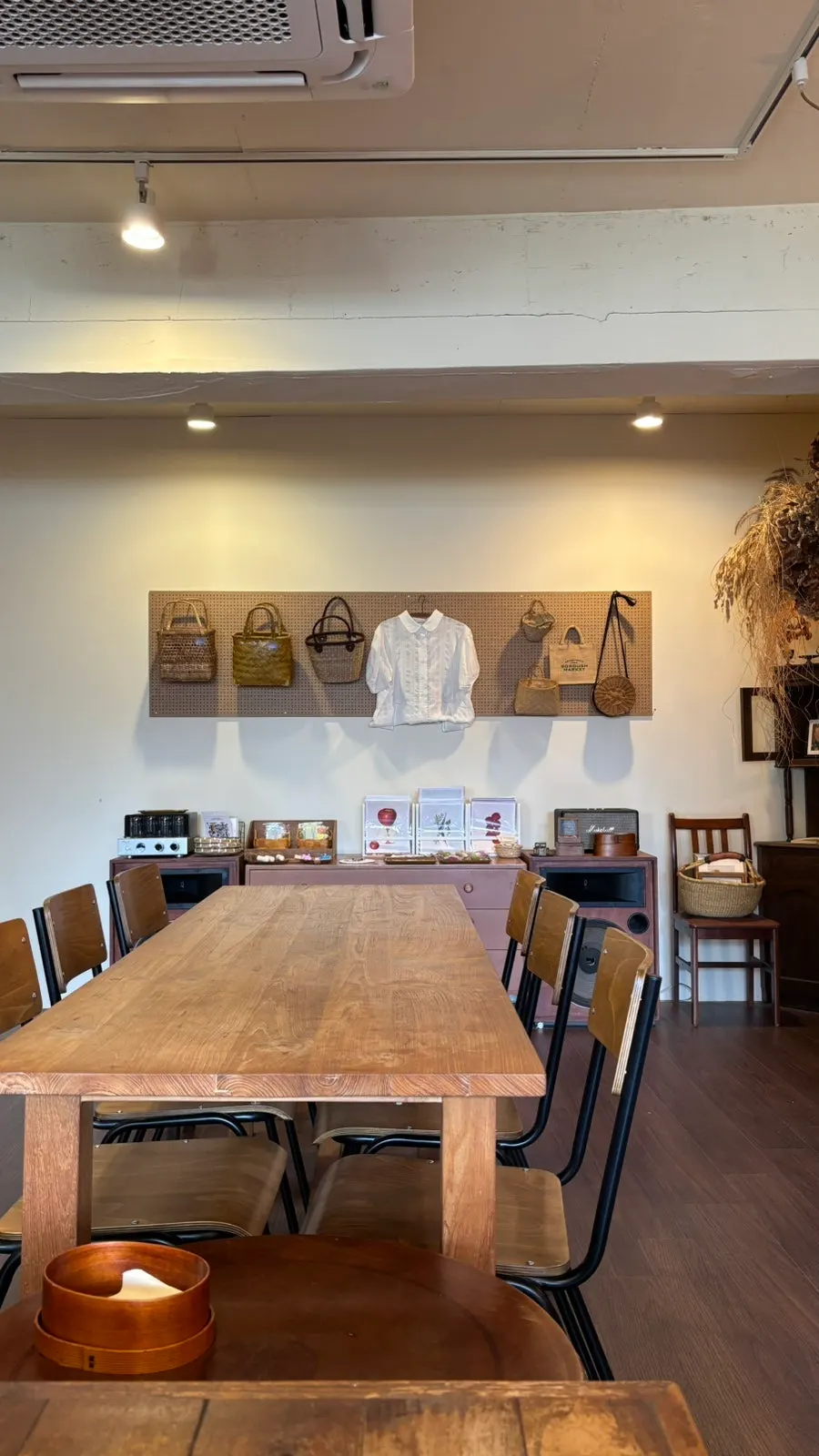 Sarugak20 interior decor