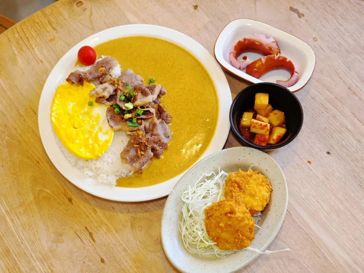사루각20 차돌크림카레 한 상