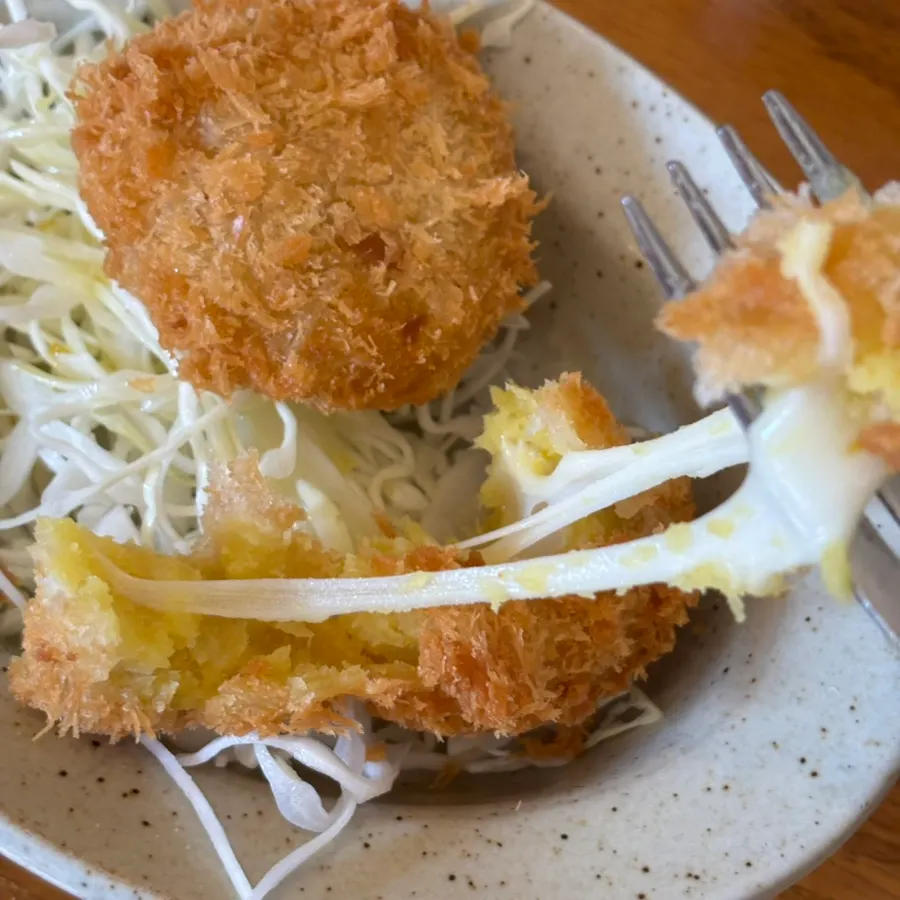Stretchy mozzarella cheese inside the croquette