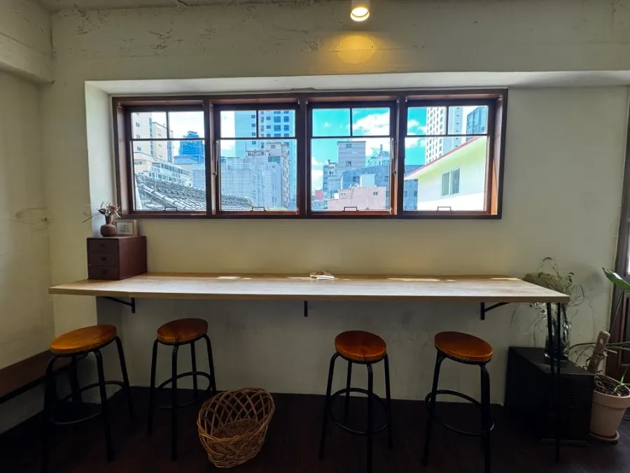 Wood-toned restaurant tables