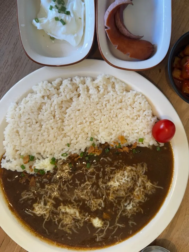 Two bowls of Sospecial Curry