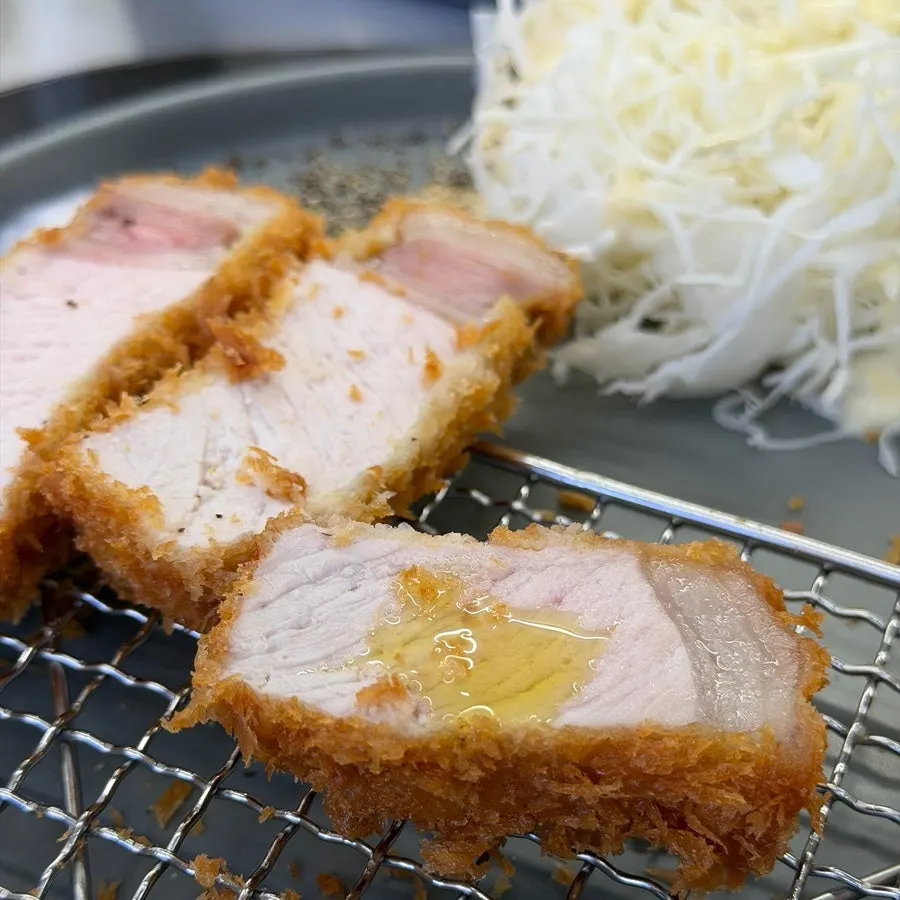 식어도 촉촉한 돈카츠