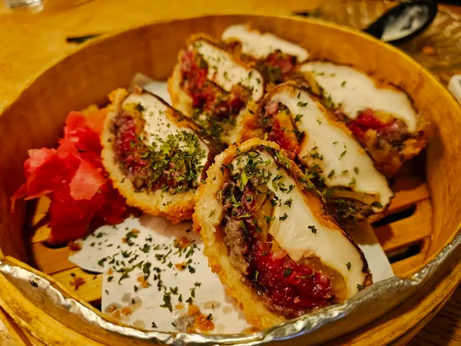 Snacks and draft beer spread at Jeonpo izakaya 12.24 Seomyeon Branch
