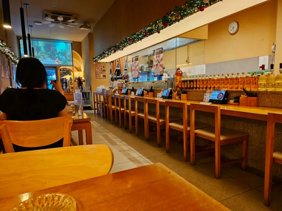 Final spread of snacks and beer at 12.24 Seomyeon Branch
