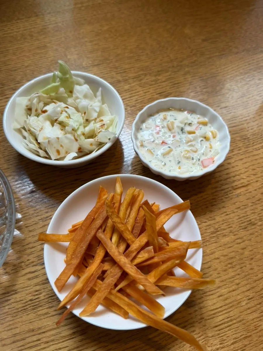 Sweet potato chips served as a basic side