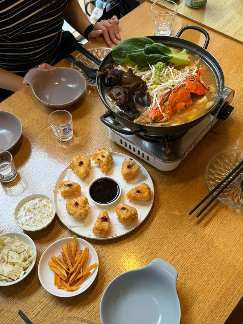 Table set with ordered dishes