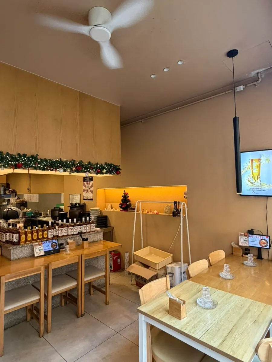 The spacious interior tables at 12.24 Seomyeon Branch
