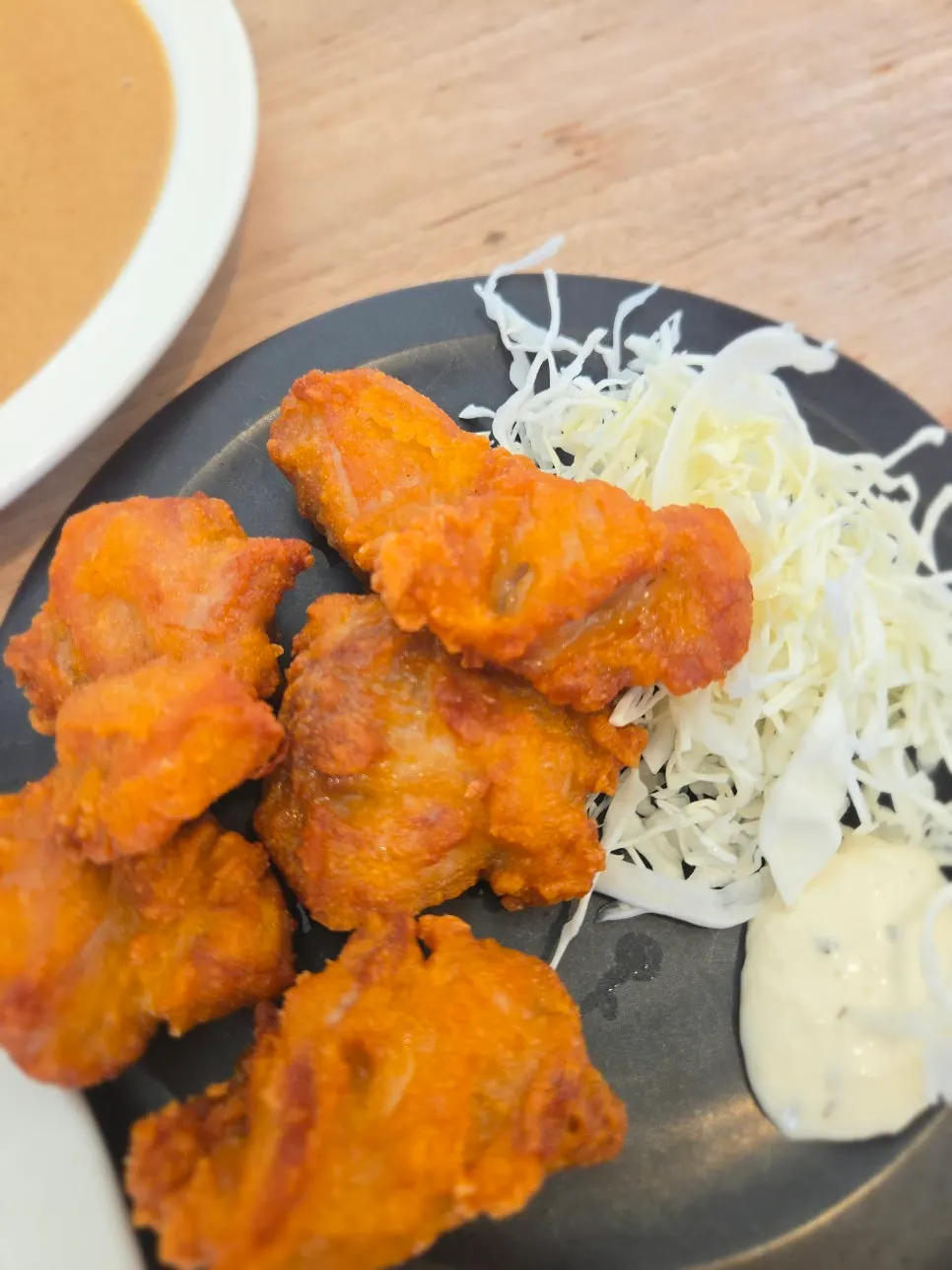 사이드 메뉴로 주문한 가라아게