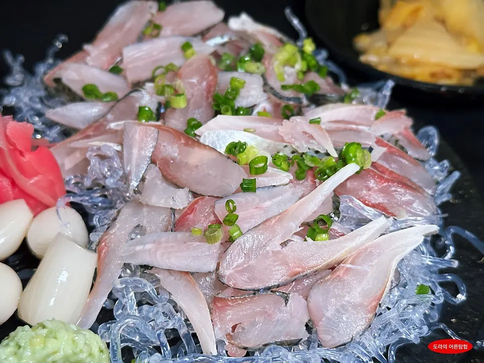Gizzard shad sashimi sliced sekokoshi-style