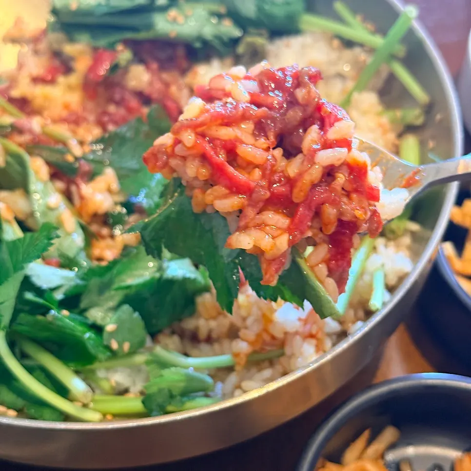 Yukhoe bibimbap topped with 1++ grade Korean beef yukhoe