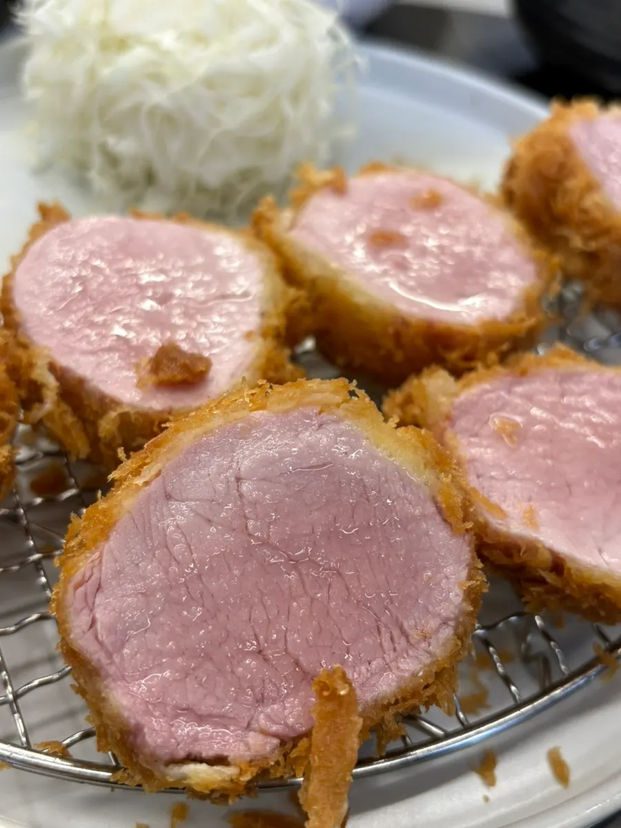 Sang loin katsu enhanced with truffle aroma