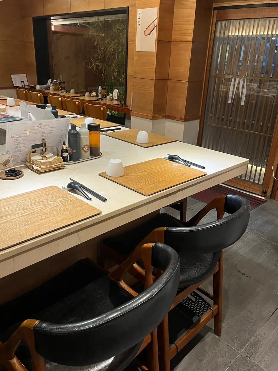 Crispy tonkatsu meal set