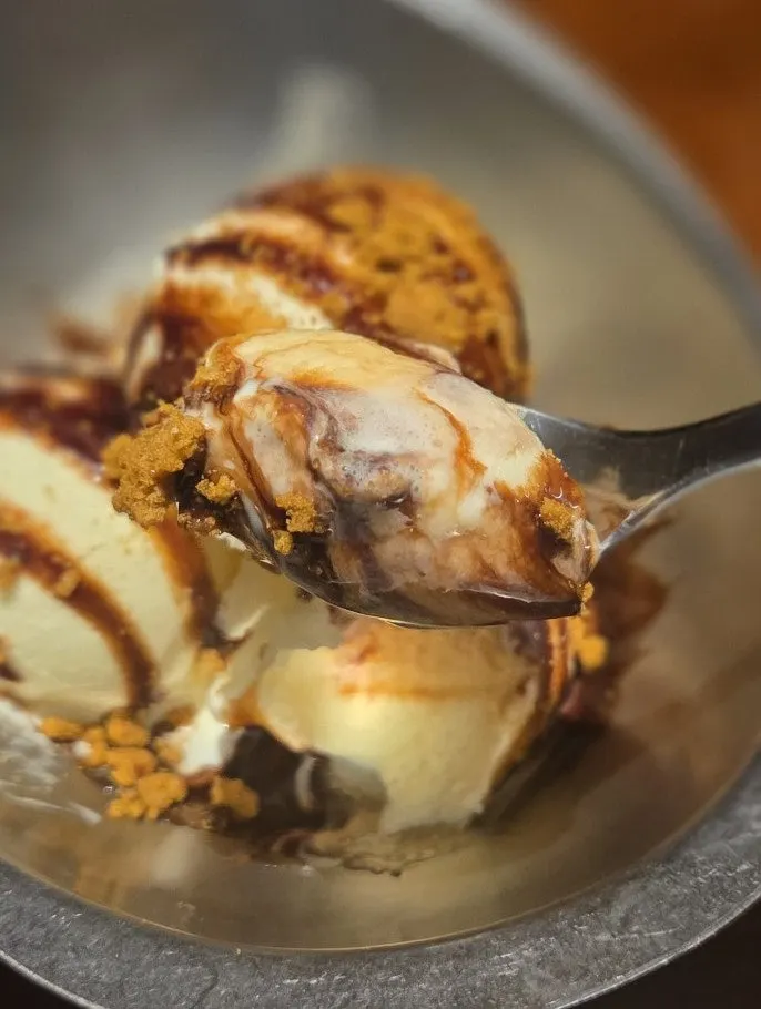 Sweet ice cream ordered after the meal
