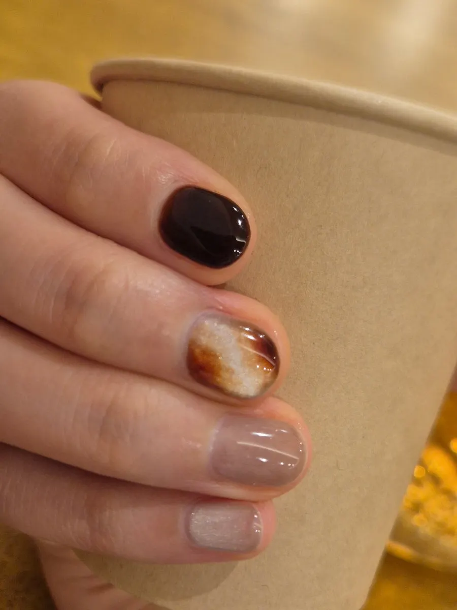 Brown and silver magnetic nail combination