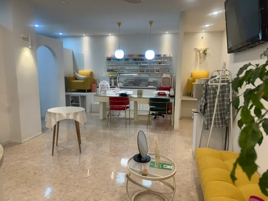 Interior of the cutely decorated total beauty salon
