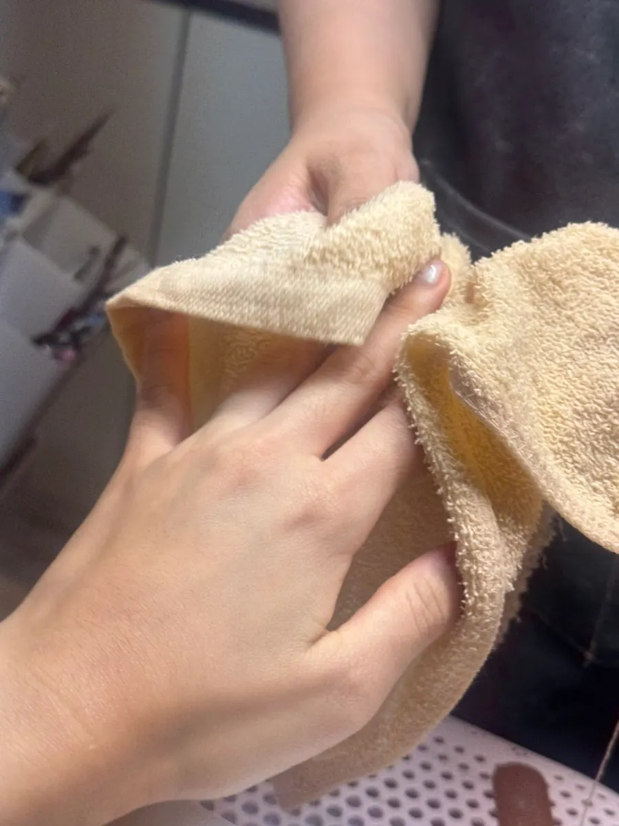Finishing touches with a hand cream massage