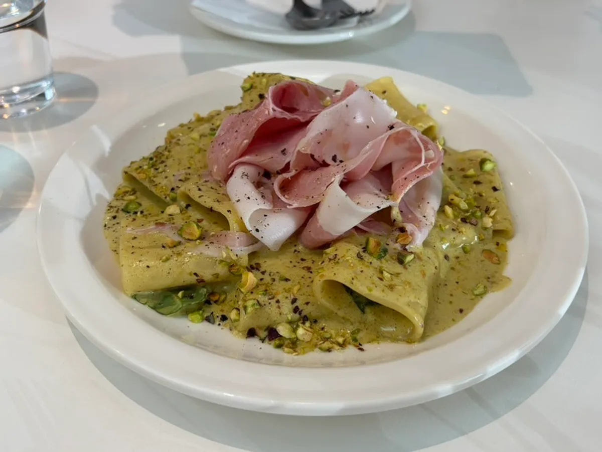 Pistachio jambon pasta
