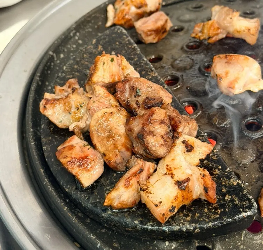노릇하게 구워지는 특수부위