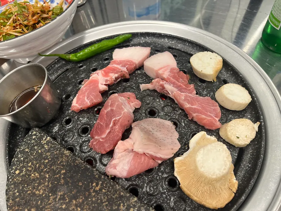 Pork cuts grilling separately by type