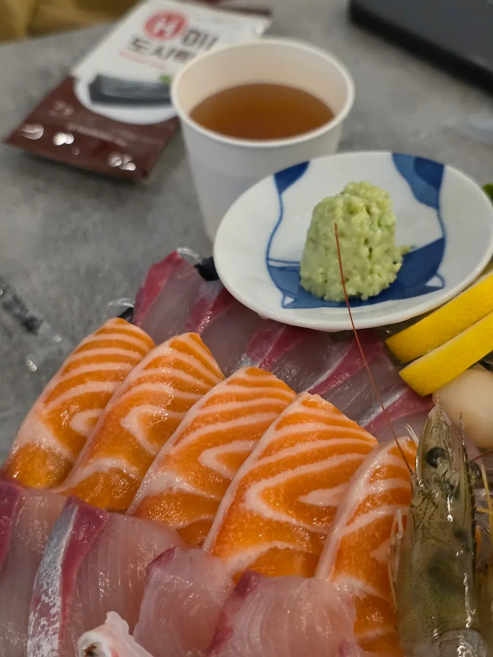 Aged mixed sashimi of sea bream, amberjack, and salmon