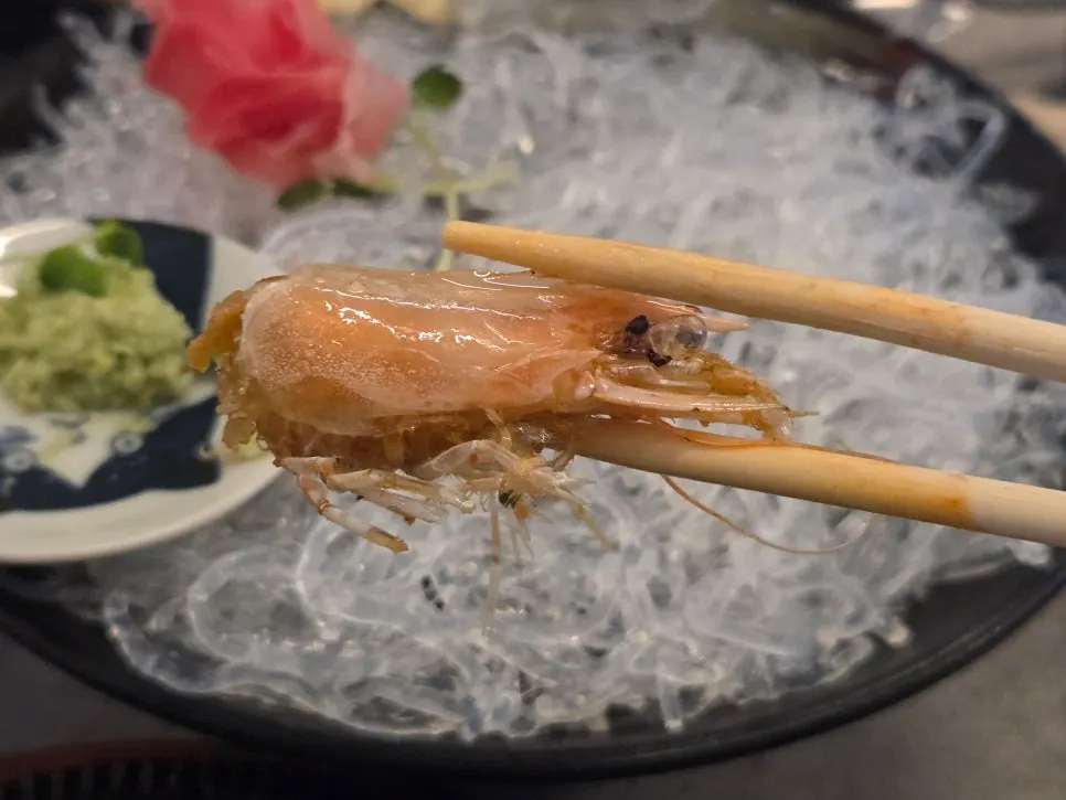 Crispy fried shrimp heads