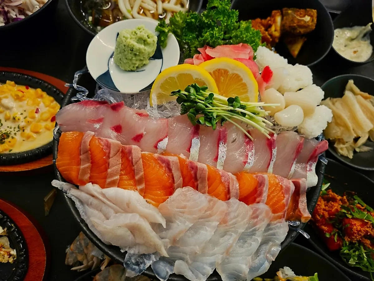 리고수산 전포역본점 안주와 술상
