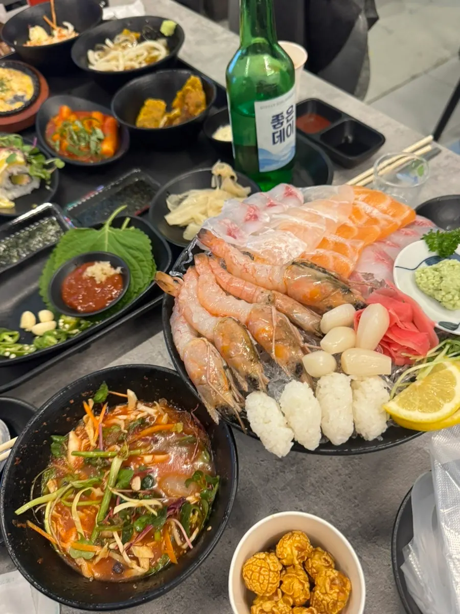 9월 제철 달마새우회 접시