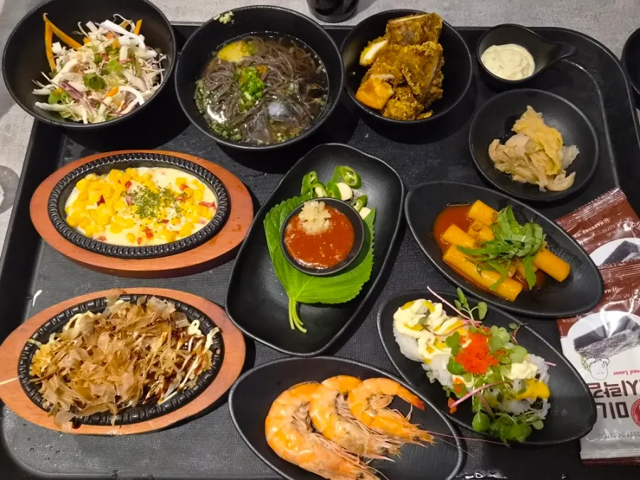 A full spread of assorted side dishes