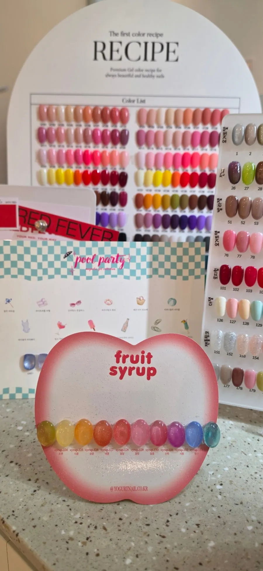 Interior of the Jsu Beauty nail salon in Seomyeon