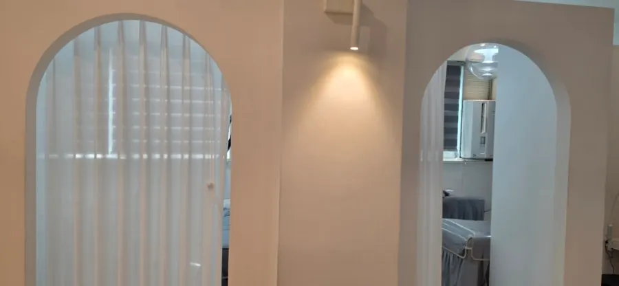Total beauty salon space offering both lashes and nails