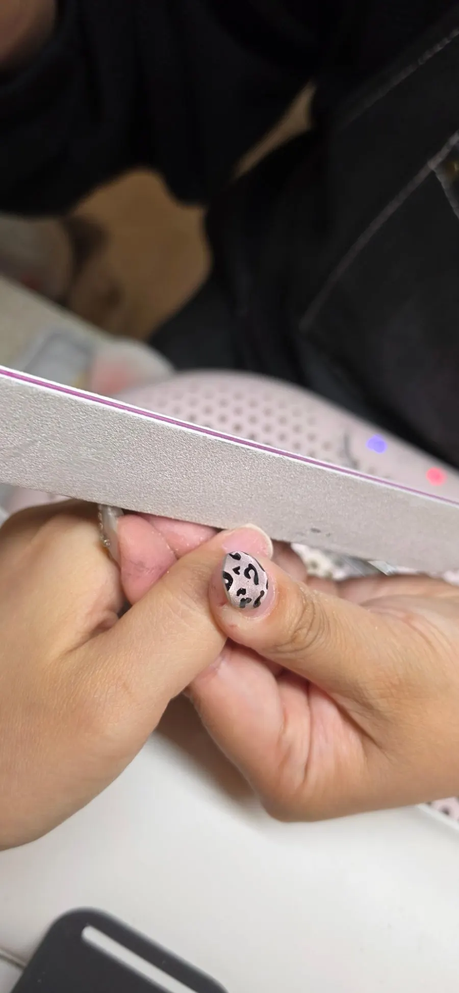 Nail shape samples including round and square