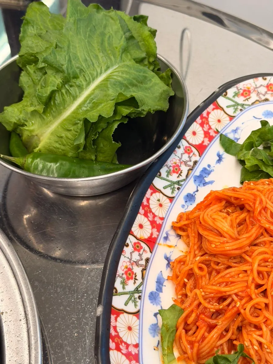 Lettuce wraps and side dishes for the pork