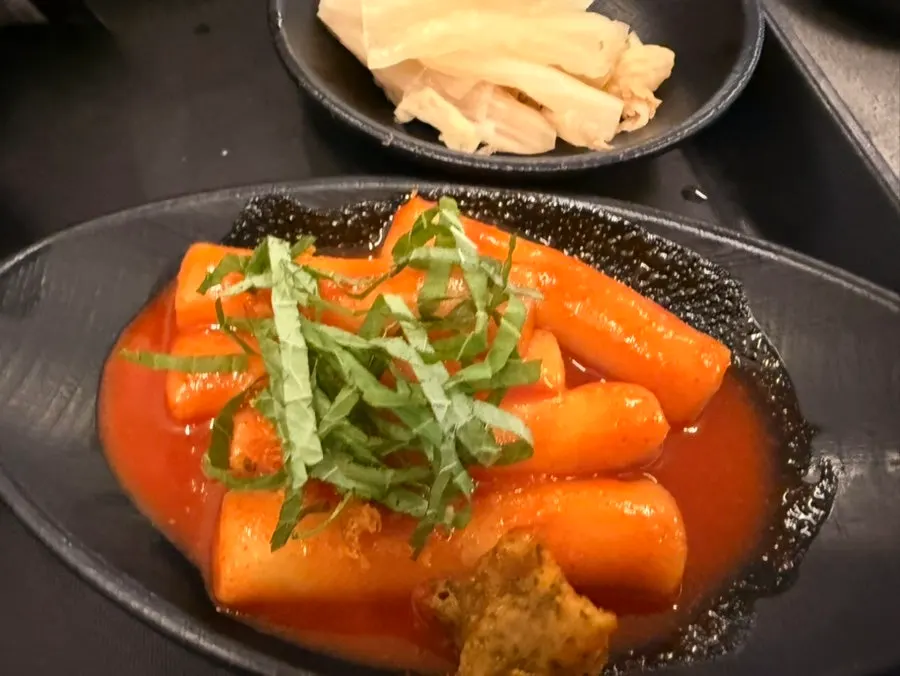 리고수산 한상차림 모습