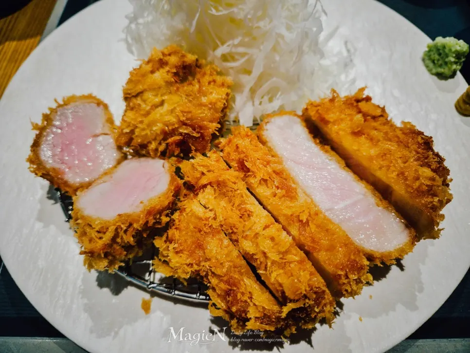 Tenderloin katsu with pink cross-section