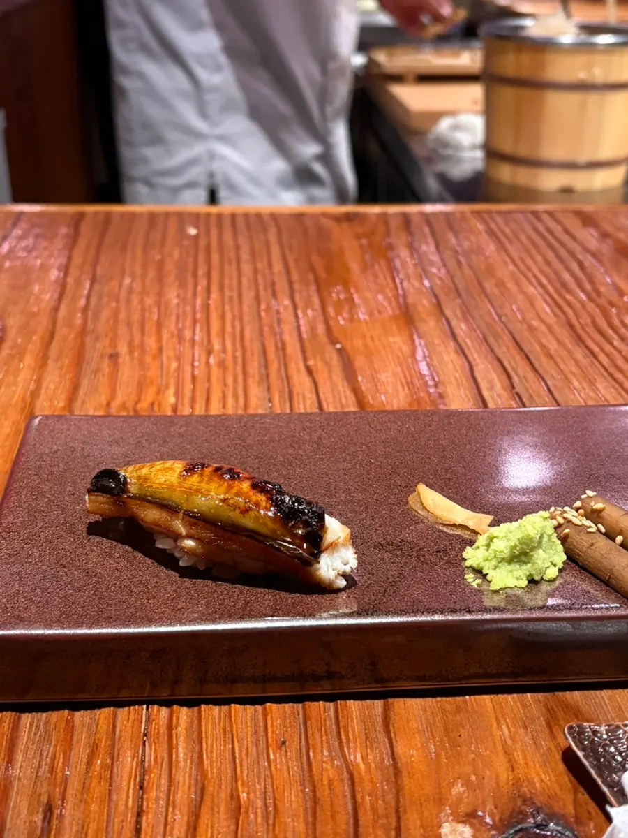Well-grilled sea eel sushi
