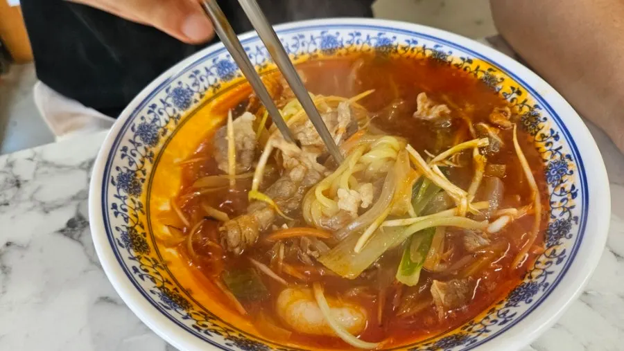 대파와 차돌이 올라간 대파 차돌짬뽕