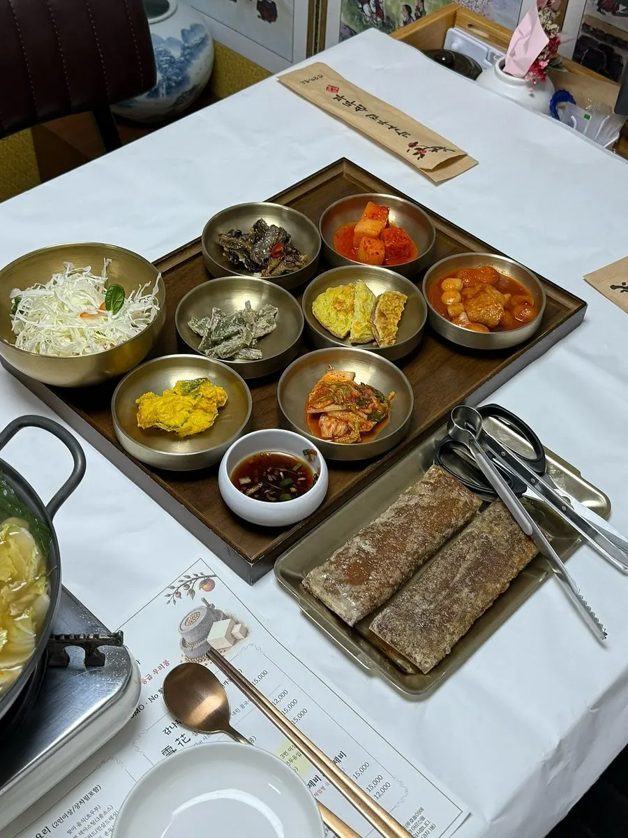 A generously spread Korean table setting