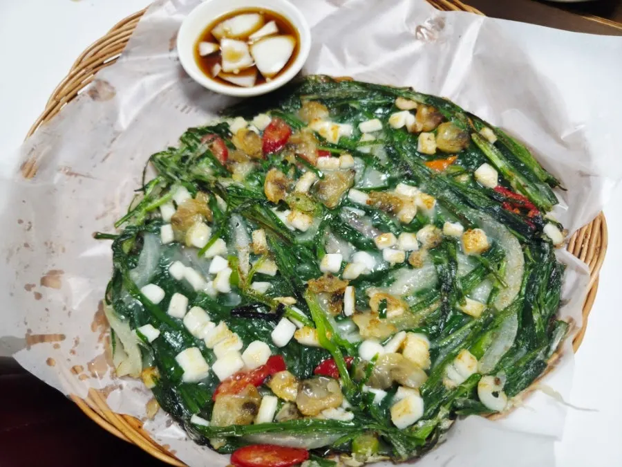Handmade tofu so soft it breaks apart when picked up with chopsticks