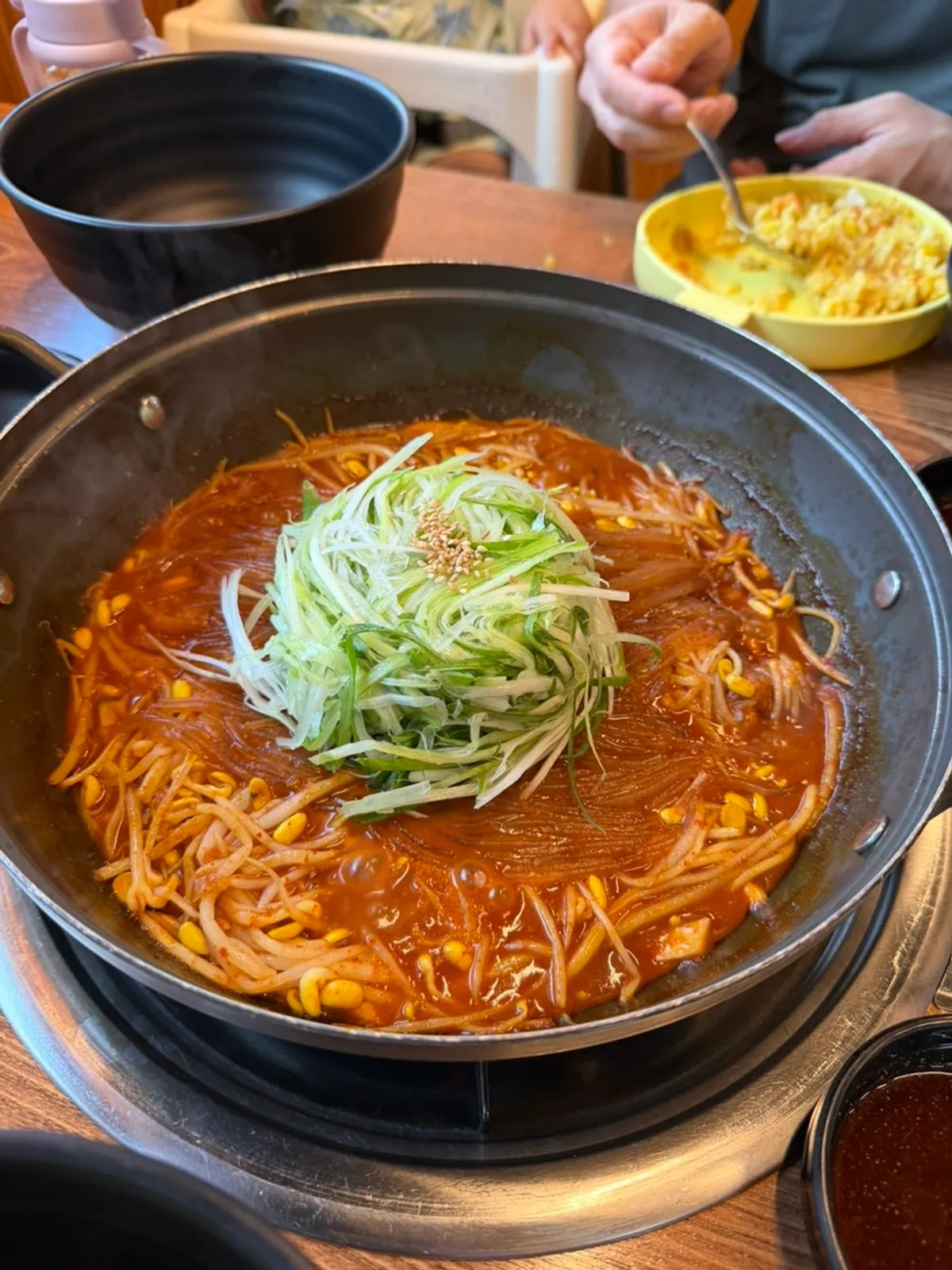 Seating at Jimidang Ilsan Main Branch, good for family meals