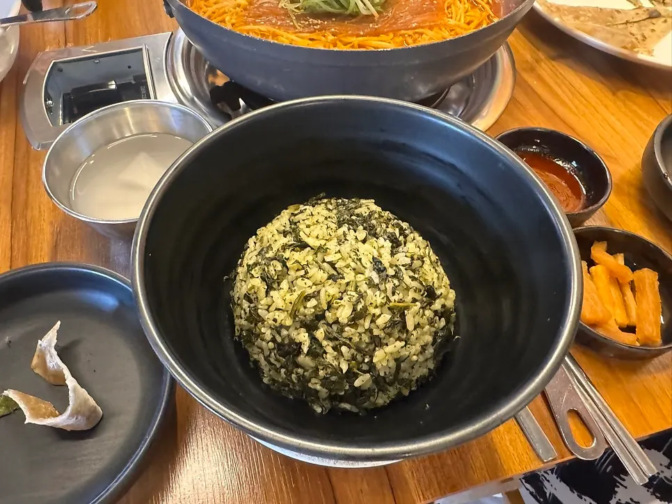 Gondeure rice served in a large bowl