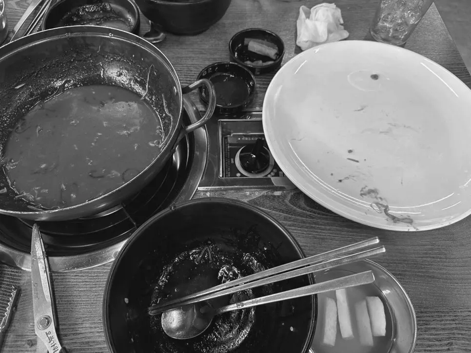Nearly emptied pot of braised pork ribs