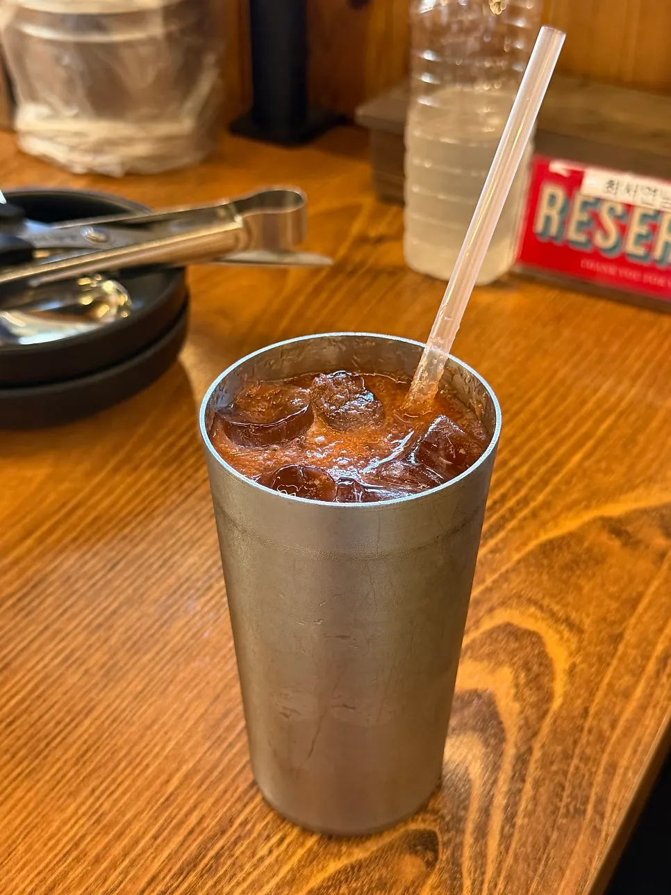 함께 시킨 자몽에이드 한 잔
