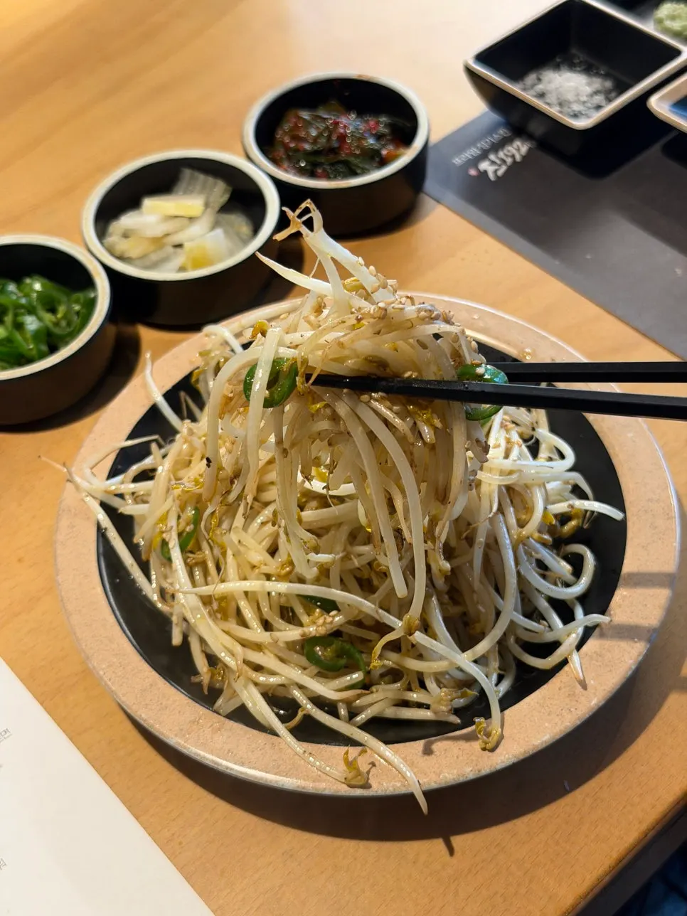 A generous pile of stir-fried bean sprouts