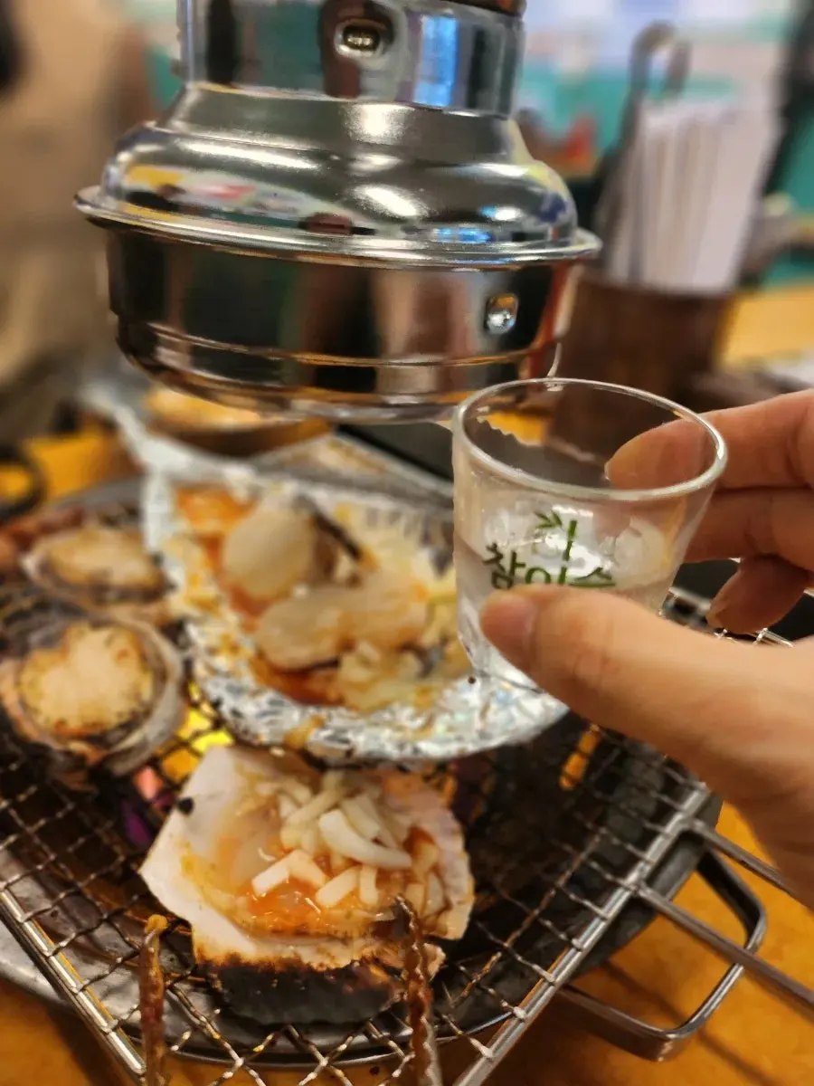 키조개에 전복 넣어 구운 조개구이