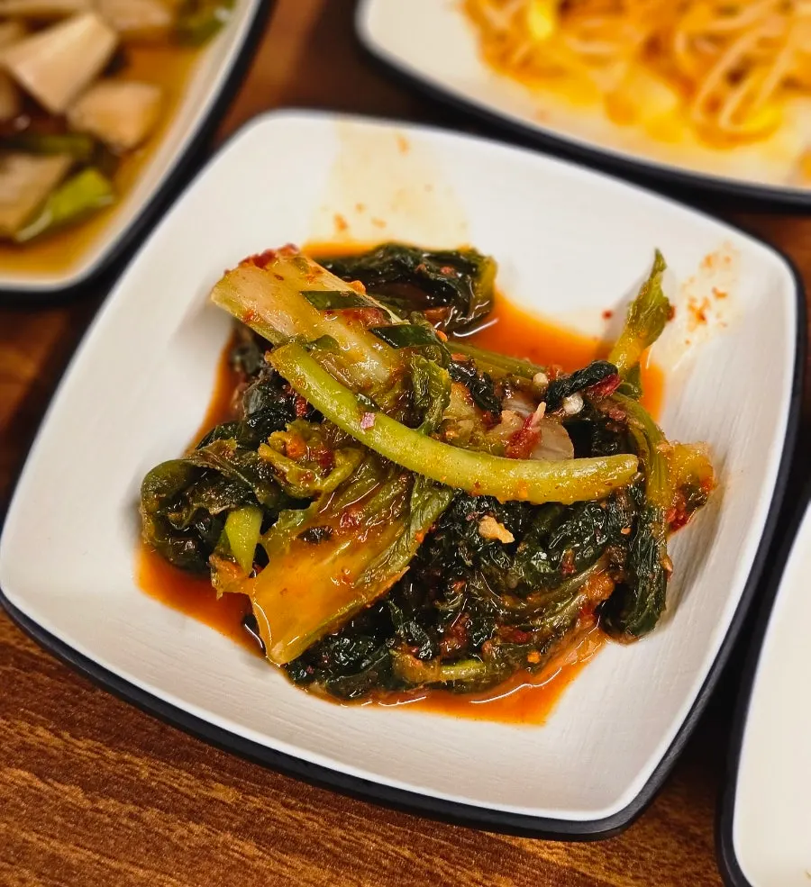 진된장 밑반찬 콩나물 접시